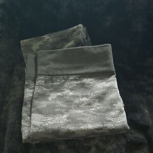 Time and Tru Black and Gray Leggings